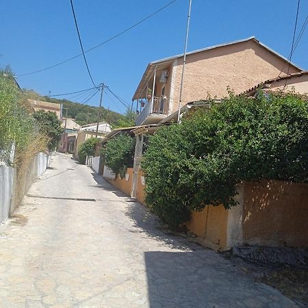 Villa Angela, Traditional Villa In The Village Agios Ioannis Peristeron  Ngoại thất bức ảnh