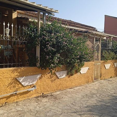 Villa Angela, Traditional Villa In The Village Agios Ioannis Peristeron  Ngoại thất bức ảnh